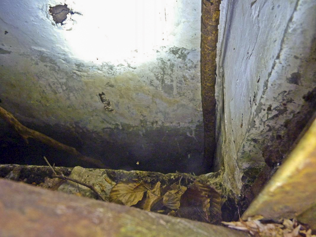 Ligne Maginot - 83 - (Chambre de coupure) - 