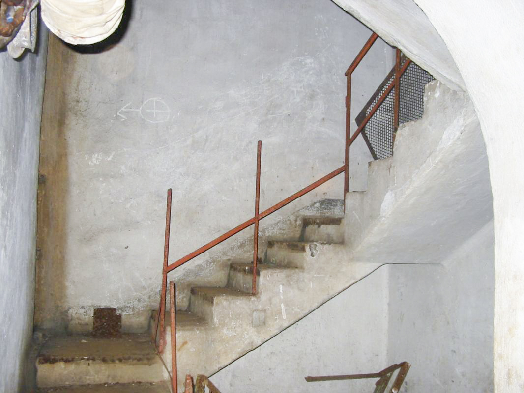 Ligne Maginot - LAUDREFANG - A37 - (Ouvrage d'infanterie) - Bloc 3
Escalier vers l'étage intermédiaire