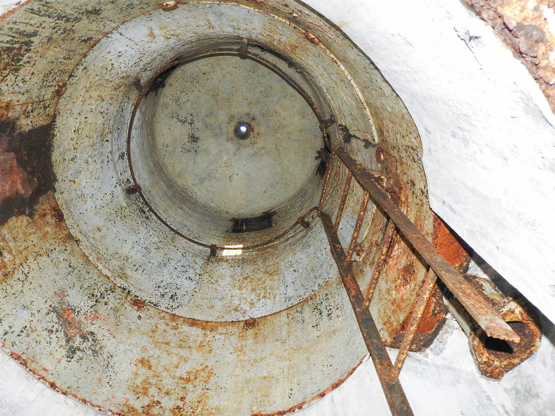 Ligne Maginot - GRAFENWEIHER NORD OUEST - (Casemate d'infanterie - double) - La cloche à 4 créneaux - STENGER Mathieu