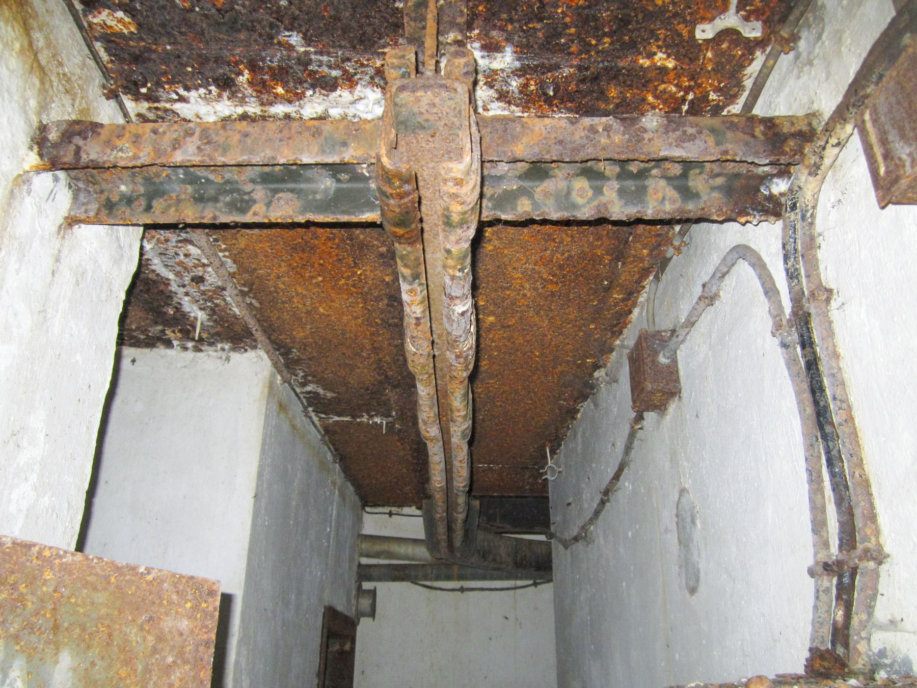 Ligne Maginot - HOCHWALD Haut Avant - Bloc 20 - O7 ( Observatoire d'artillerie ) - Monorail de manutention du périscope