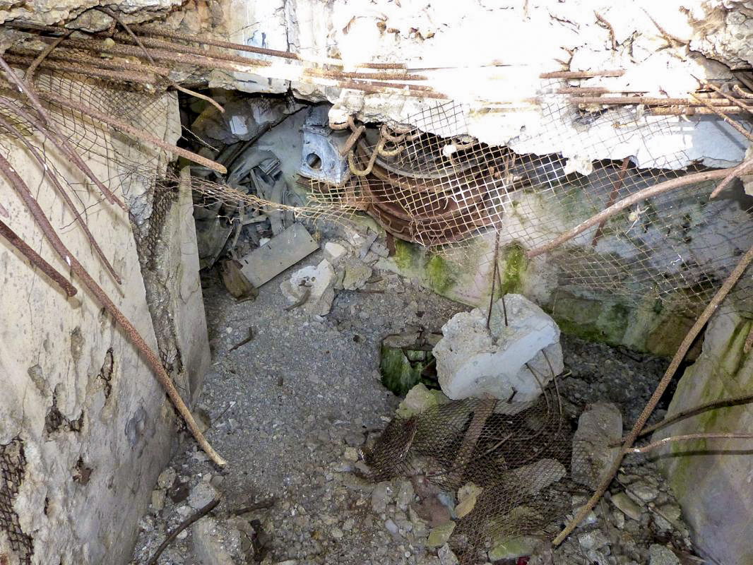 Ligne Maginot - INGOLSHEIM Est ( Casemate d'infanterie ) - 