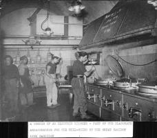 Ligne Maginot - MONT DES WELCHES - A21 - (Ouvrage d'artillerie) - La cuisine troupe de l'ouvrage
Photo destinée à la presse et publiée aux États Unis