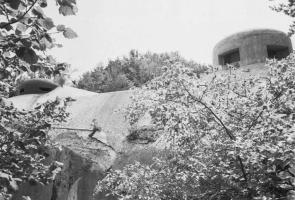 Ligne Maginot - MONTE GROSSO (MG) - E02 - (Ouvrage d'artillerie) - Le bloc 8 
La cloche GFM a été reconstruite en béton