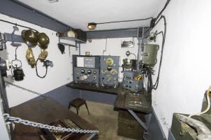 Ligne Maginot - BOIS DU FOUR - A5 - (Ouvrage d'infanterie) - Le poste émetteur récepteur de TSF
