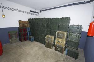 Ligne Maginot - BOIS DU FOUR - A5 - (Ouvrage d'infanterie) - Chambre de tir mortier Est
Magasin à munitions de 81