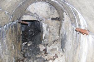 Ligne Maginot - REVETS - (Ouvrage d'infanterie) - Le local du puits du bloc 3 et le percement du couloir vers le magasin