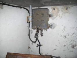 Ligne Maginot - AMODON - (Observatoire d'infanterie) - Boite de coupure et arrivée des câbles téléphoniques
