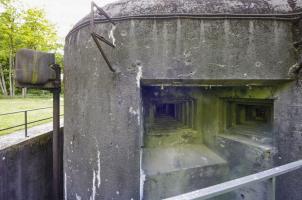 Ligne Maginot - BOIS KARRE - A12 - (Ouvrage d'infanterie) - Chambre de tir Est en direction de la bretelle de Cattenom