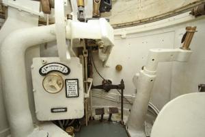 Ligne Maginot - BOIS KARRE - A12 - (Ouvrage d'infanterie) - Tourelle de mitrailleuses
L'étage supérieur, poste de pointage  de la chambre de tir