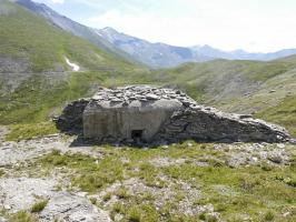 Ligne Maginot - FREJUS - (Ouvrage d'infanterie) - Bloc 3
Derrière le col de Fréjus