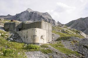 Ligne Maginot - PAS DU ROC - (Ouvrage d'artillerie) - Bloc 4
Mortiers de 81 mle 32 flanquant le Col d'Arrondaz