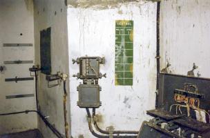 Ligne Maginot - PAS DU ROC - (Ouvrage d'artillerie) - Central Tir de l'ouvrage
Etat au début des années 2000