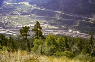Ligne Maginot - Le Fort du REPLATON - Vue depuis le Sapey du Fort du Replaton et de Modane, dont il assure la couverture d'artillerie