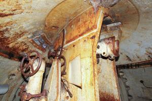 Ligne Maginot - FORT DE MUTZIG - (Ouvrage d'artillerie) - Batterie 6
Tourelle de 10