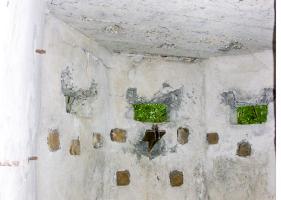 Ligne Maginot - 57 - STEINGIESSEN - (Blockhaus pour arme infanterie) - Vue des embrasures et du support d'arme
