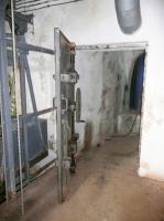 Ligne Maginot - SAPEY - (Ouvrage d'artillerie) - Bloc 2
Porte blindée et monte-charge.