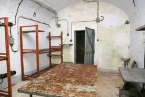 Ligne Maginot - SAPEY - (Ouvrage d'artillerie) - L'une des salles du PC de l'ouvrage,