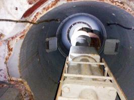 Ligne Maginot - ROQUEBRUNE - CORNILLAT - (Ouvrage d'artillerie) - Bloc 3
Le haut de la cloche LG. On voit les sièges rabattants pour les servants