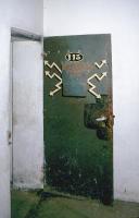 Ligne Maginot - ROQUEBRUNE - CORNILLAT - (Ouvrage d'artillerie) - La porte d'accés du central téléphonique