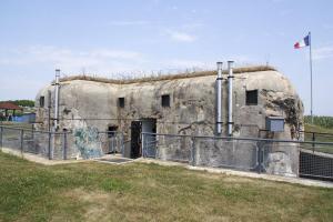 Ligne Maginot - OBERROEDERN SUD - RIEFFEL - (Casemate d'infanterie - Double) - Façade arrière et entrée