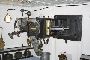 Ligne Maginot - OBERROEDERN SUD - RIEFFEL - (Casemate d'infanterie - Double) - Chambre de tir Sud
Jumelage de mitrailleuses Reibel MAC 31 effacé  