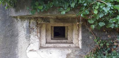 Ligne Maginot - 41 - RUE DE LA FOURMI - (Blockhaus pour arme infanterie) - Créneau sud