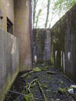 Ligne Maginot - BOIS de HOFFEN Ouest (Casemate d'infanterie) - Débouché de l'issue de secours dans le fossé diamant