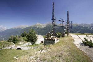 Ligne Maginot - SAPEY (30° DBAF ET 164° RAP) - (PC de Sous-Secteur) - Les puits de lumière éclairant la caserne