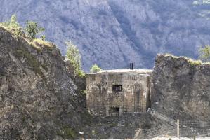 Ligne Maginot - B14 - PAS DE LA PORTE NORD - SA-8 - (Blockhaus pour canon) - vu de face