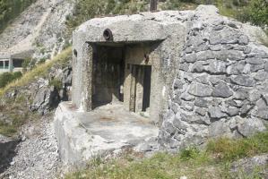 Ligne Maginot - B14 - PAS DE LA PORTE NORD - SA-8 - (Blockhaus pour canon) - entrées