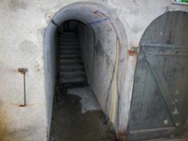 Ligne Maginot - TUNNEL DE L'ECLUSE - (Blockhaus pour canon) - Départ du fort, de la galerie vers le blockhaus.