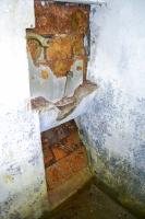 Ligne Maginot - BOIS de KANFEN Est - C43 (Casemate d'infanterie) - Créneaux pour FM 24/29 de défense rapprochée. Le créneau en partie basse assurait la défense du fossé de la casemate