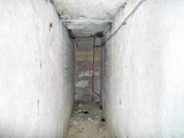 Ligne Maginot - I12 - (Abri) - L'accès en puits vers le blockhaus mitrailleuses