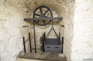 Ligne Maginot - FORT PETAIN  FRERE (172° RIF) - (PC de Sous-Secteur) - Monte-charge pour munitions
Destiné au ravitaillement des pièces d'artillerie placées sur les superstructures de l'ouvrage.