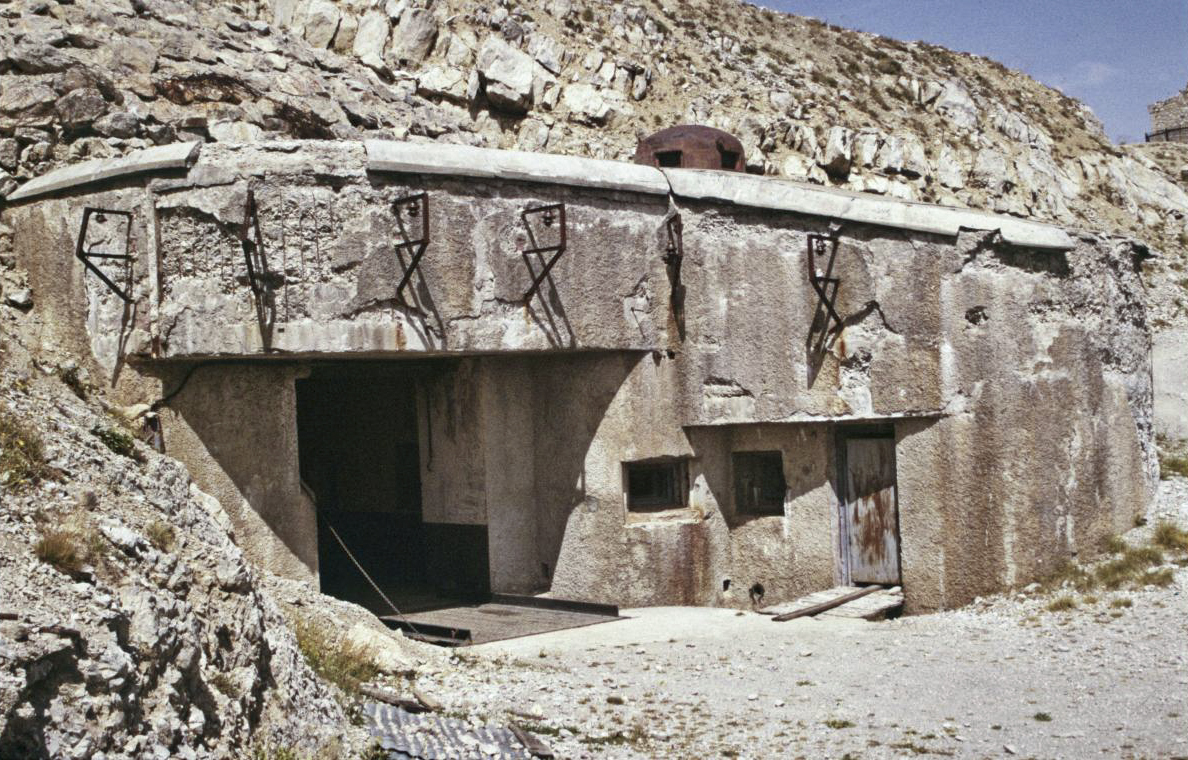 Ligne Maginot - JANUS - (Ouvrage d'artillerie) - Bloc 1