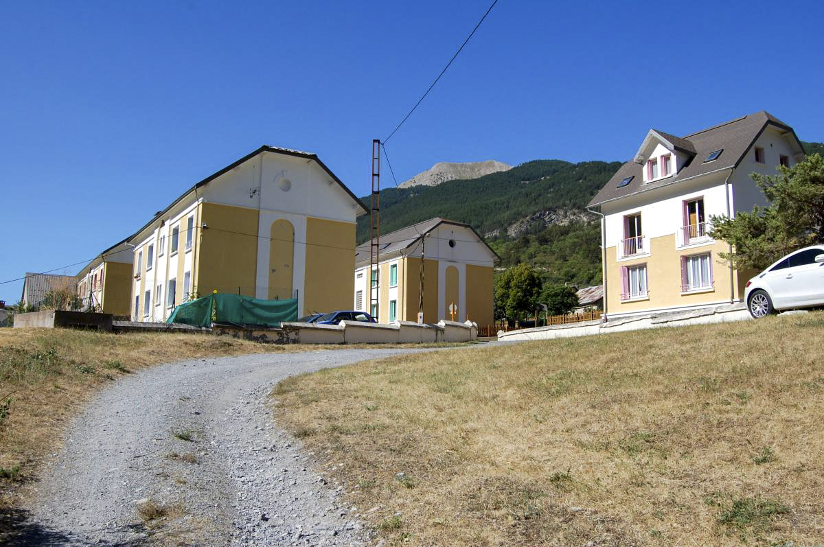 Ligne Maginot - LA CONDAMINE - CASERNE TARRON - (Casernement) - 
