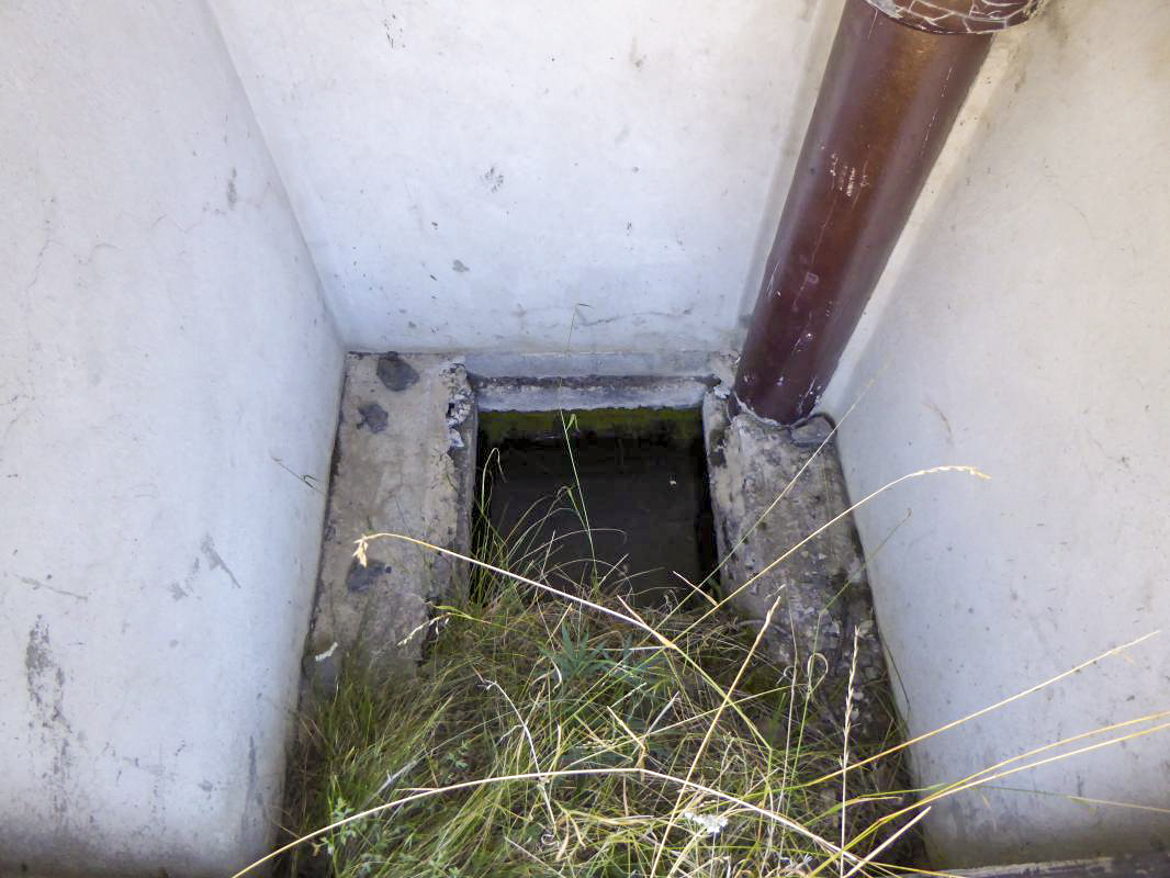 Ligne Maginot - NORD OUEST DE FONTVIVE (NOF) - (Abri) - WC extérieur