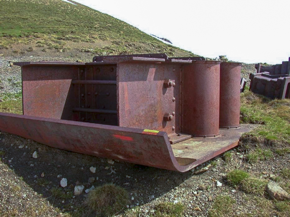 Ligne Maginot - COL DE RESTEFOND (RD) - (Ouvrage d'infanterie) - Caisson d'embrasure pour obusier 75 mle 32 - ZEIG Marc