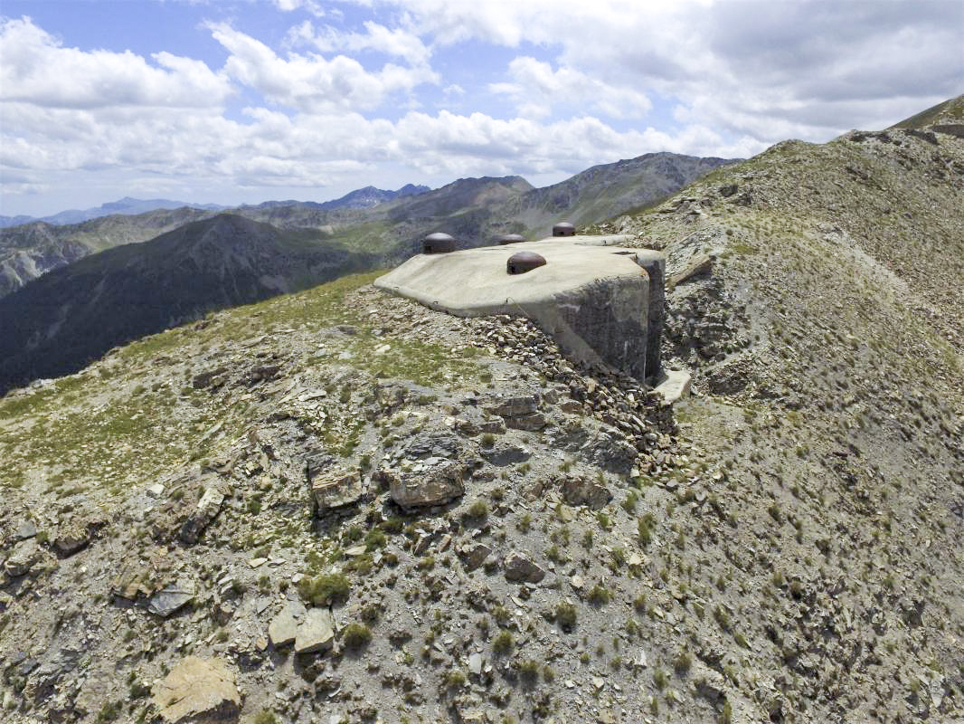 Ligne Maginot - GRANGES COMMUNES - (Ouvrage d'infanterie) - Bloc 2