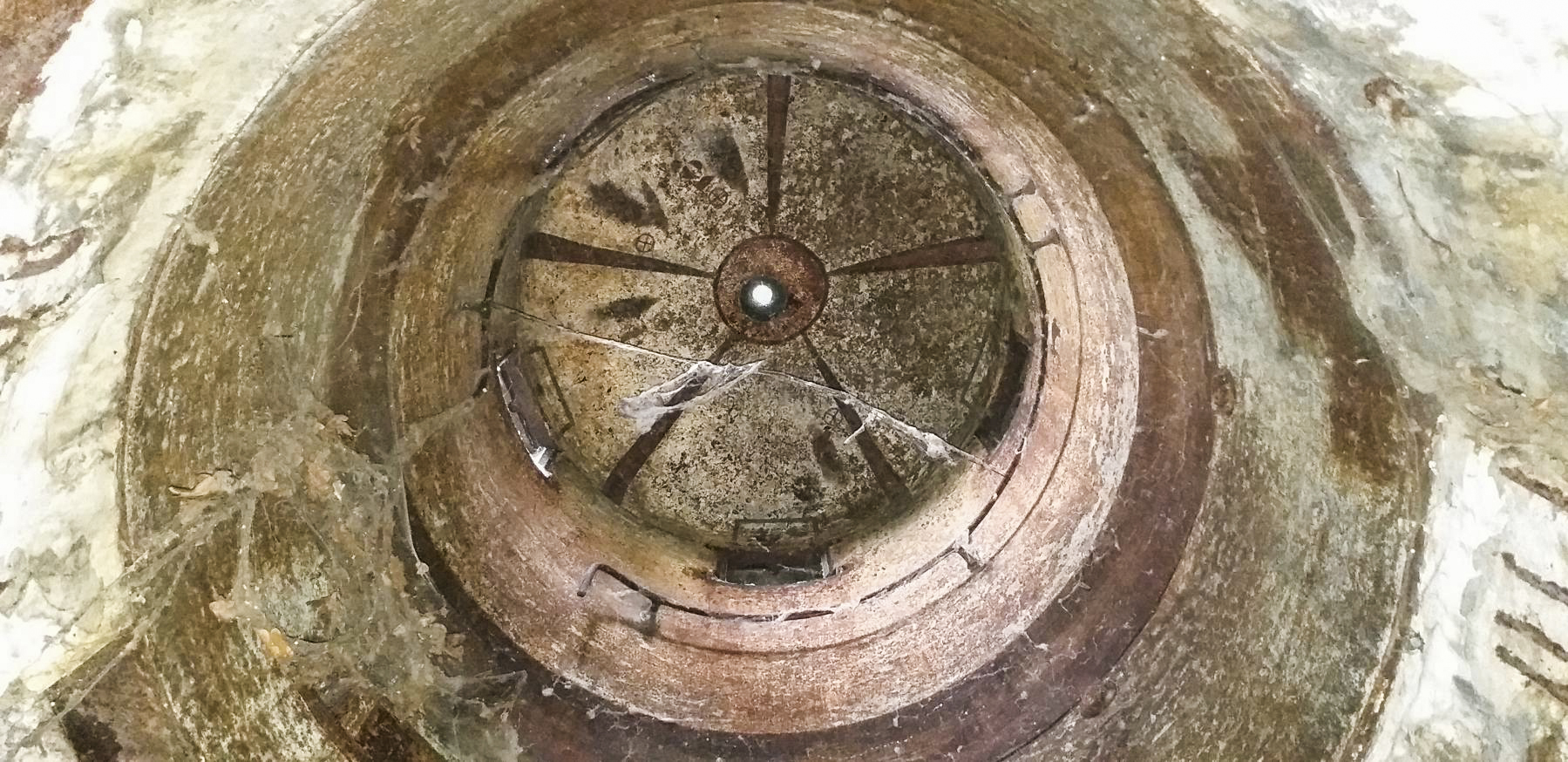 Ligne Maginot - 27BIS/3 - OBERWEIDT - (Casemate d'infanterie - double) - Cloche GFM - G.Fuchs