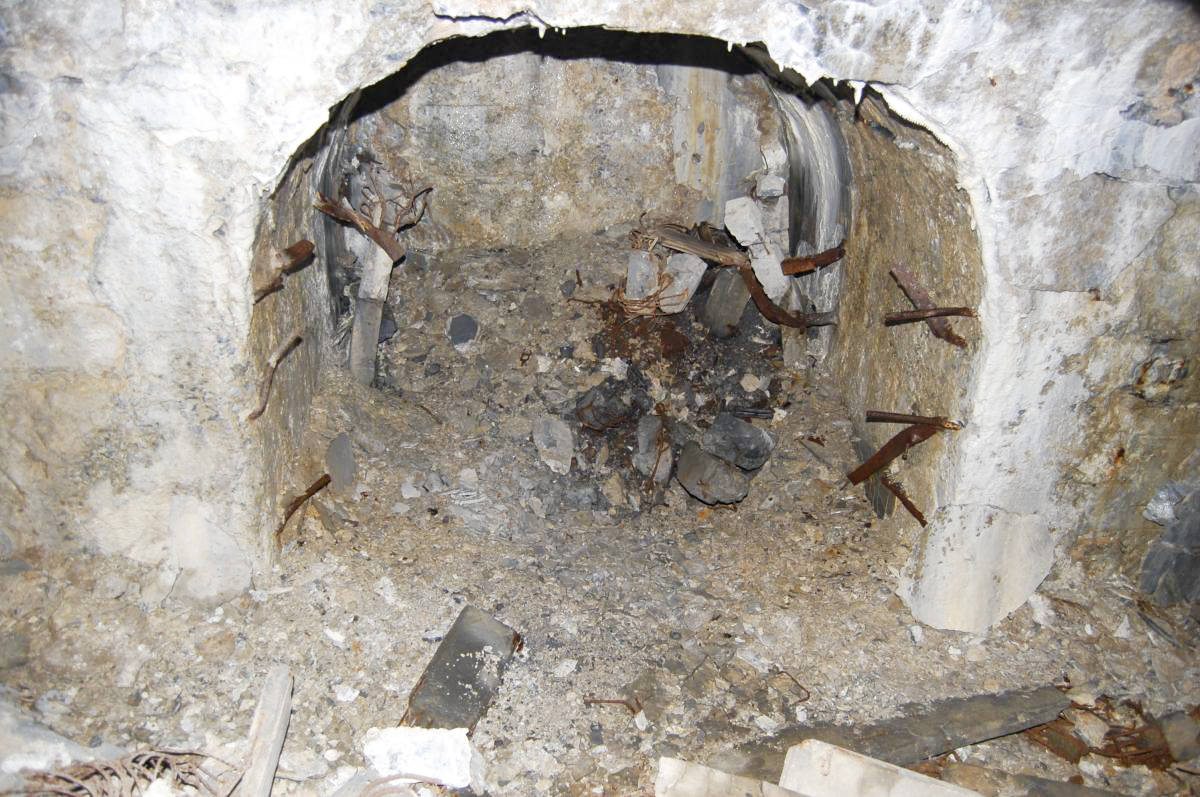 Ligne Maginot - REVETS - (Ouvrage d'infanterie) - La chambre en face de l'escalier