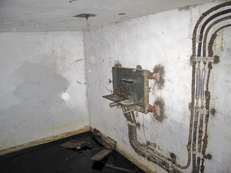 Ligne Maginot - AMODON - (Abri) - Central téléphonique