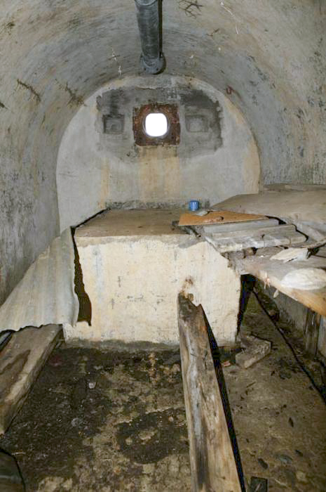 Ligne Maginot - FREJUS - (Ouvrage d'infanterie) - Bloc 2 
Vue intérieure - ZEIG Marc