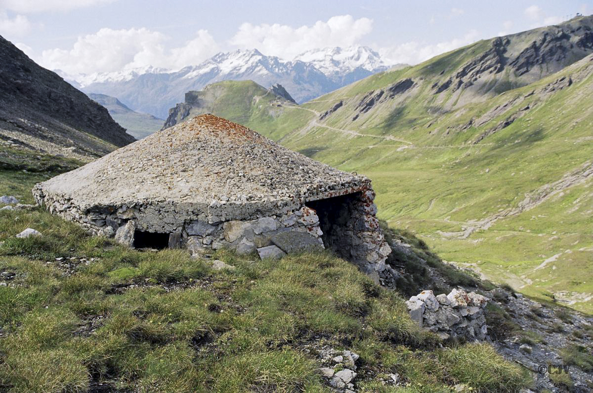 Ligne Maginot - FREJUS - (Ouvrage d'infanterie) - 
