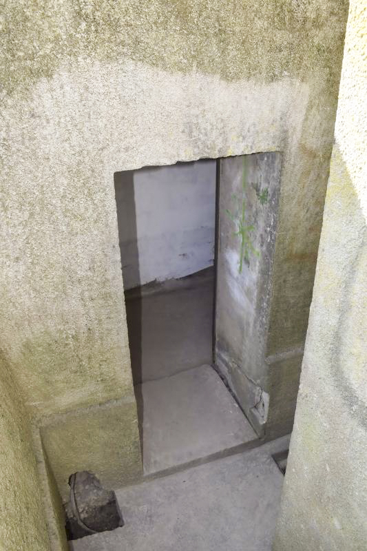 Ligne Maginot - Blockhaus du FORT FOCH - L'entrée de droite desservant l'ensemble de la construction