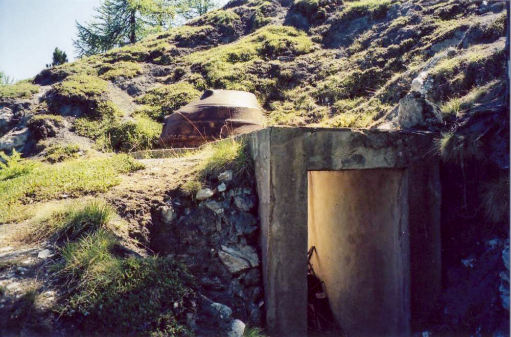 Ligne Maginot - CHAPELLE SAINT SIMON (TD N° 605) - (Cuve pour arme d'infanterie) - Tourelle démontable STG mle 35-37 pour une mitrailleuse Hotchkiss mle 1914 - DUVUVIER Yann