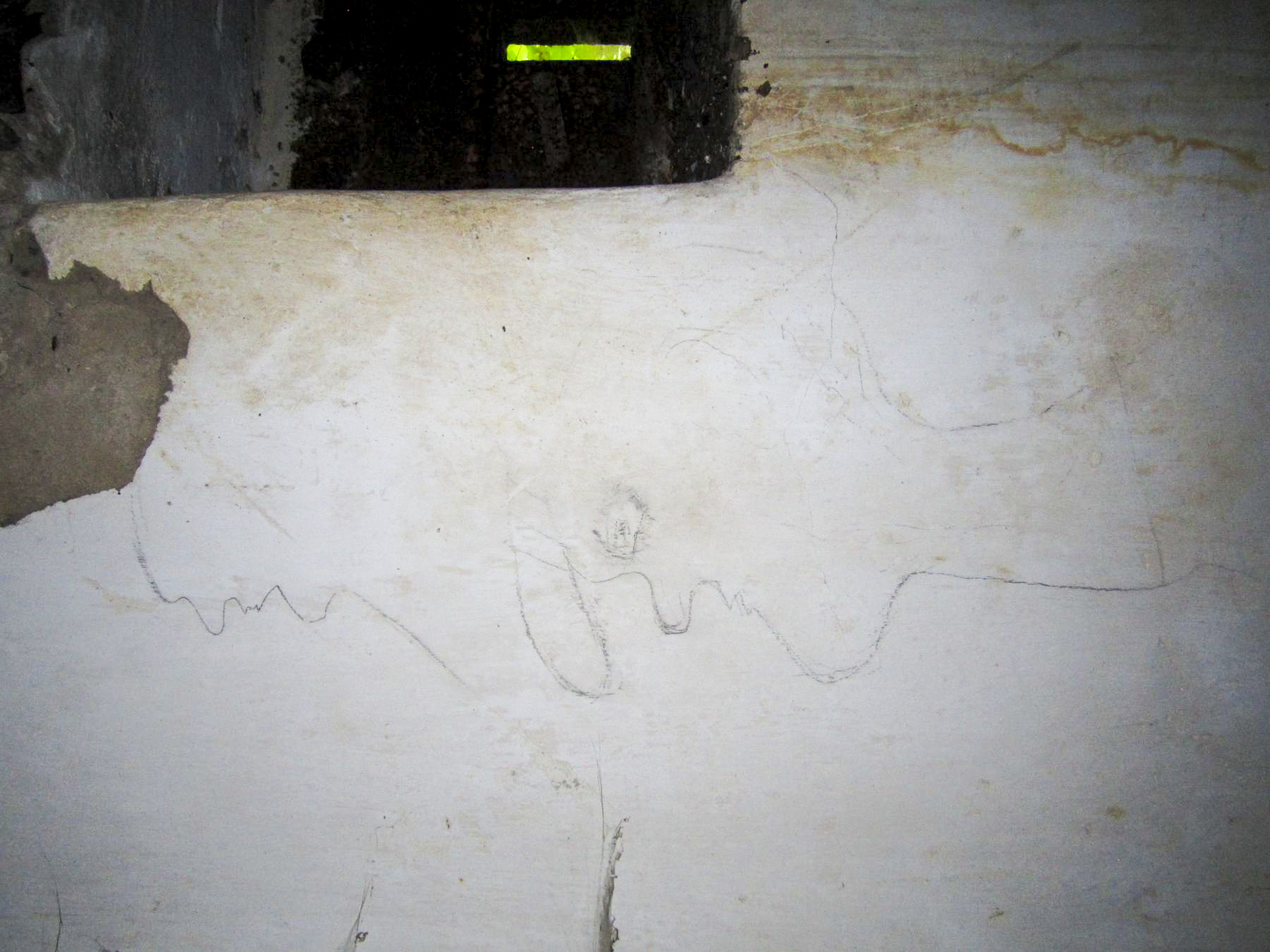 Ligne Maginot - UHRICH - HOCHE (1° BON 237° RI) - (PC de Sous-Quartier) - Casemate gauche
Graffiti français