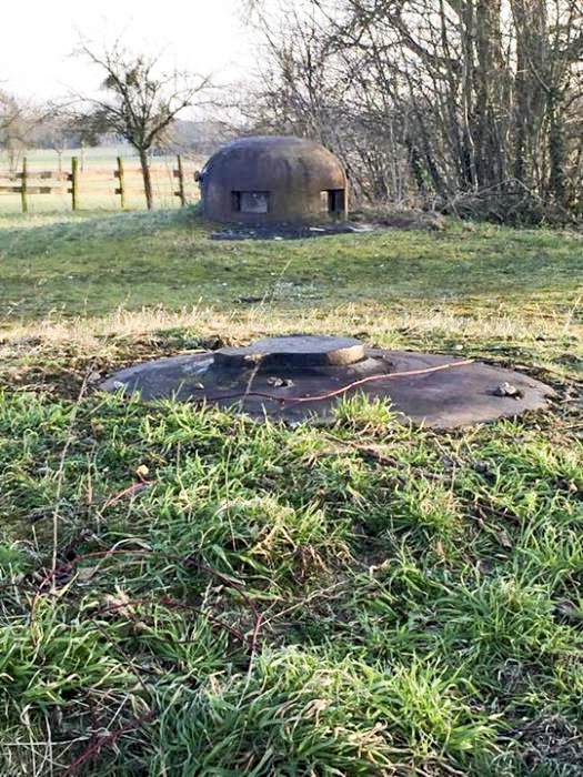 Ligne Maginot - HATTEN - O1 - (Observatoire d'artillerie) - La cloche  VP et la cloche GFM type A utilisée comme cloche conjuguée