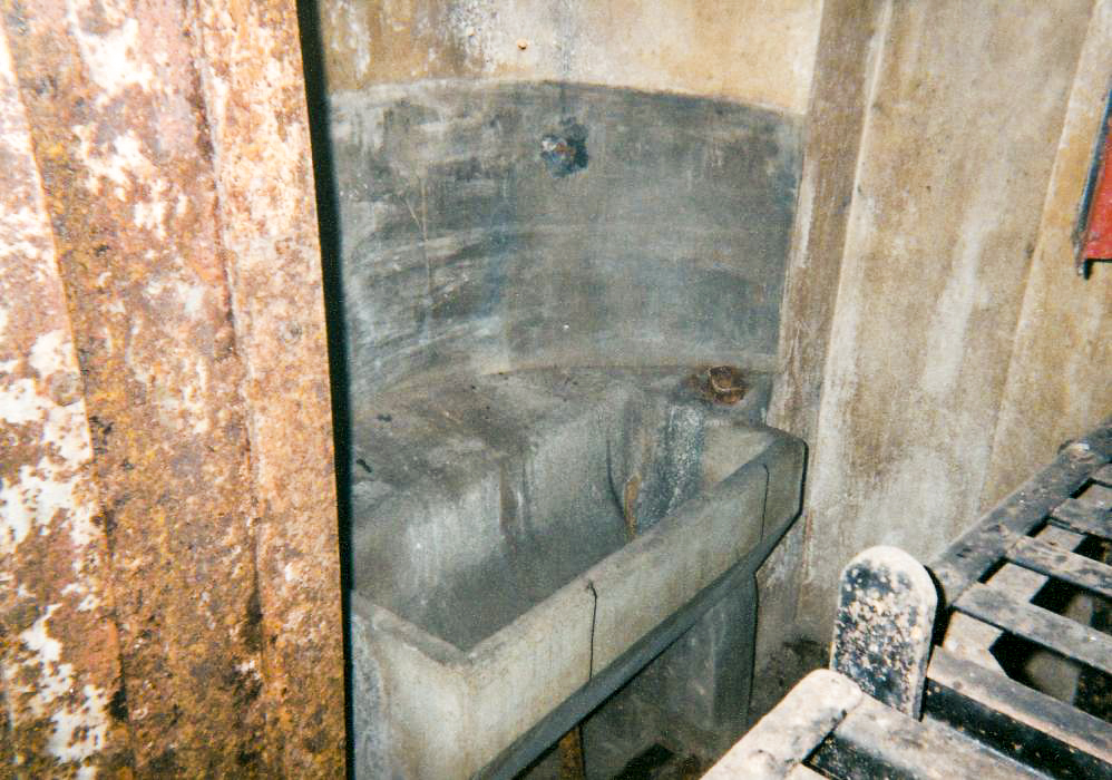 Ligne Maginot - BOUST - O13 - (Observatoire d'artillerie) - Lavabo