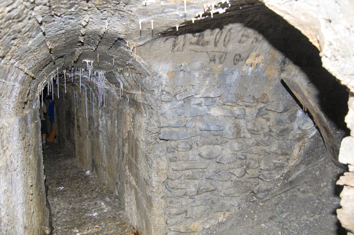 Ligne Maginot - PLAN à MARIN - (Abri) - Galerie principale, à droite chambre F